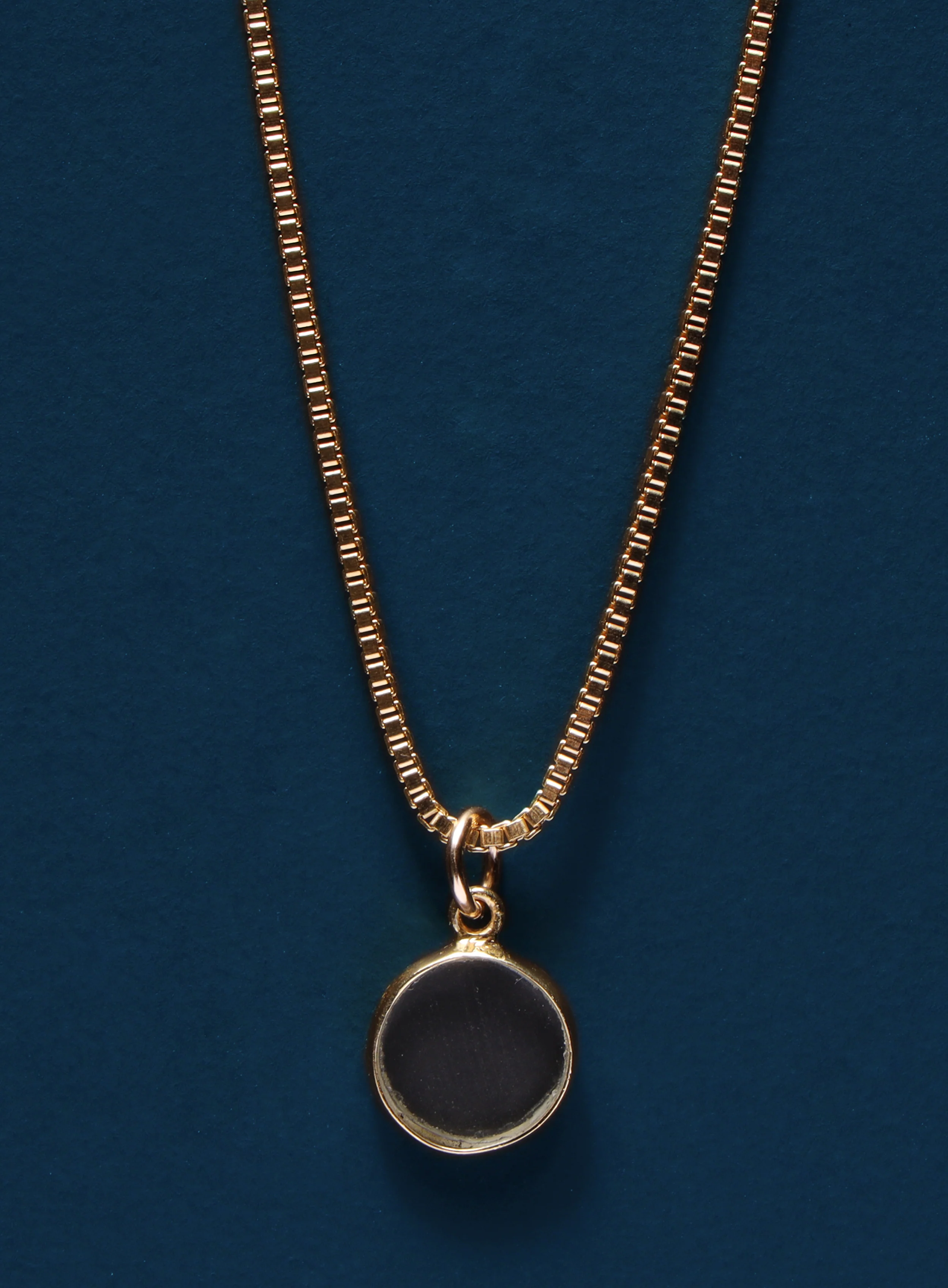 Clear Quartz Gemstone Necklace - Image 3