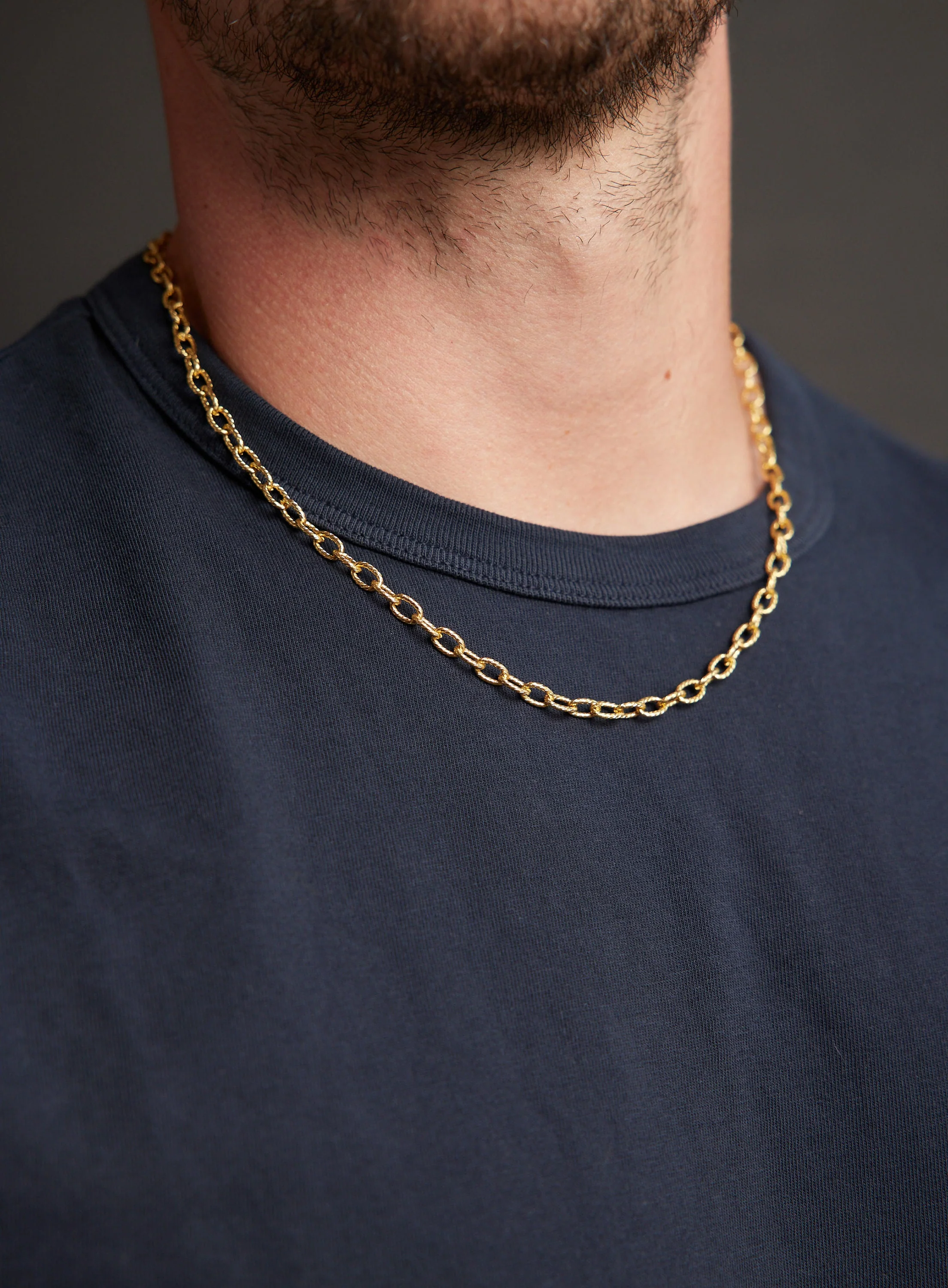 5mm Gold Textured Cable Chain Necklace for Men - Image 5
