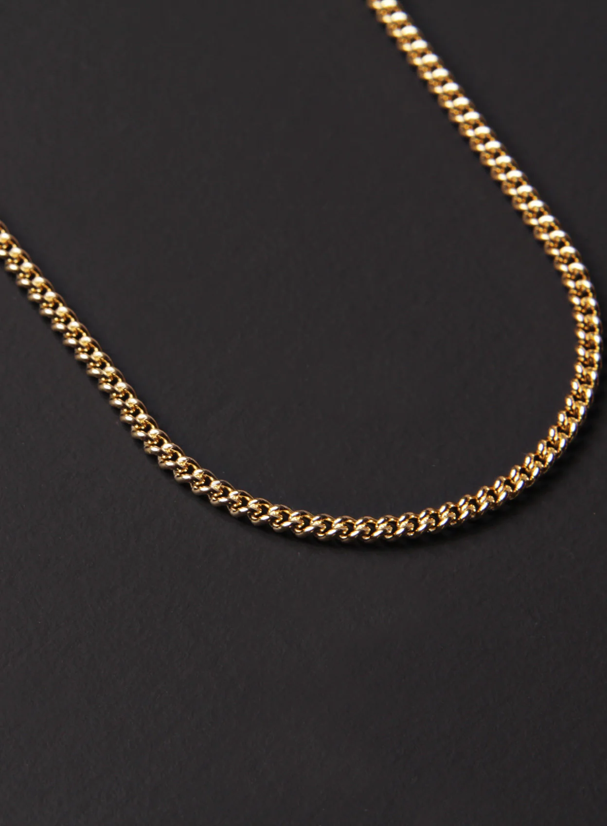 Gold Curb Chain Necklace for Men - Image 3