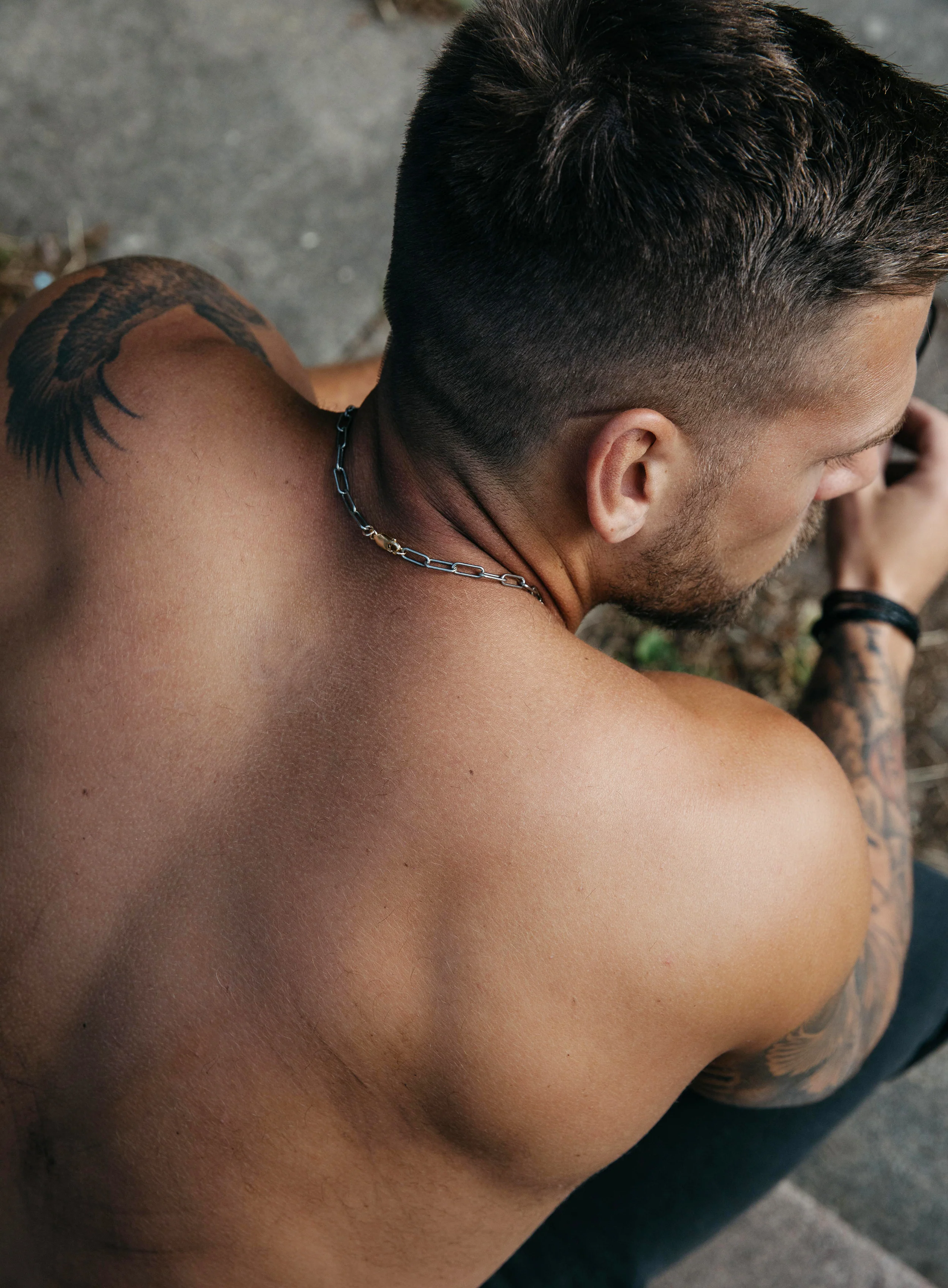 Large Clip Chain Necklace for Men - Image 16