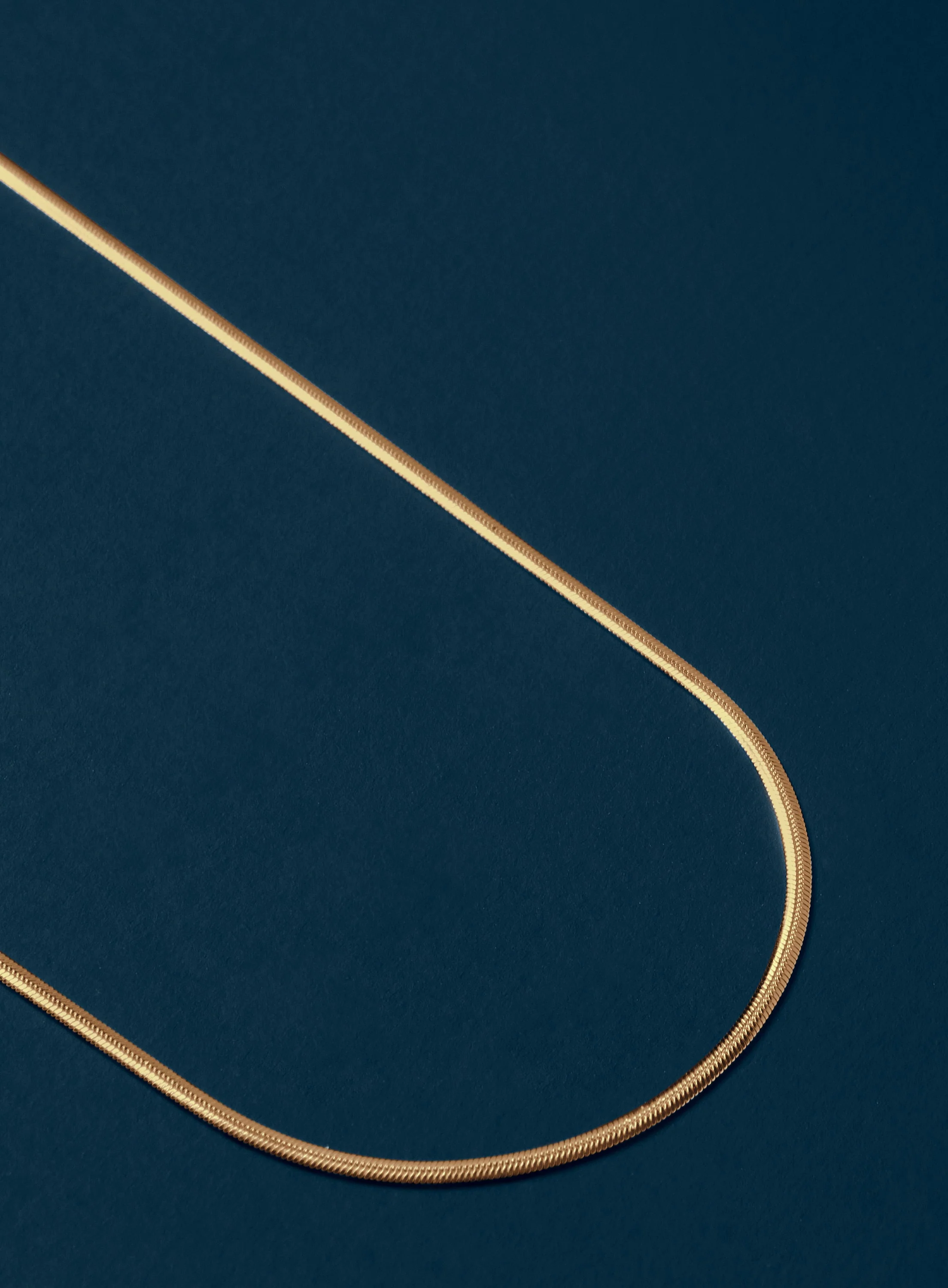 Men's 2mm 14k Gold Plated Herringbone Chain Necklace - Image 4
