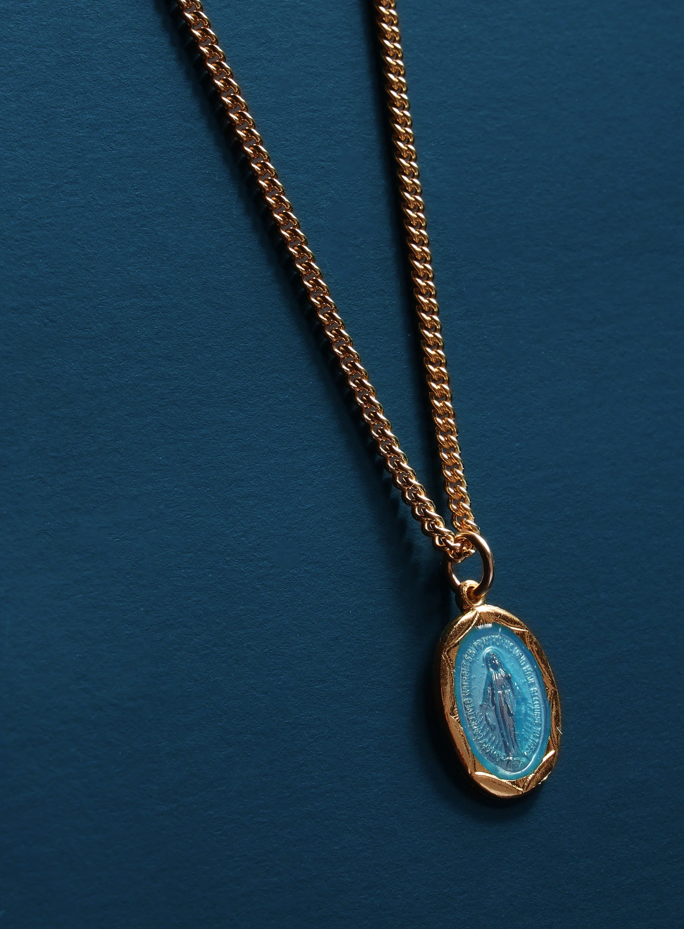 Miraculous medal with blue enamel on 14k Gold Filled Chain - Image 4