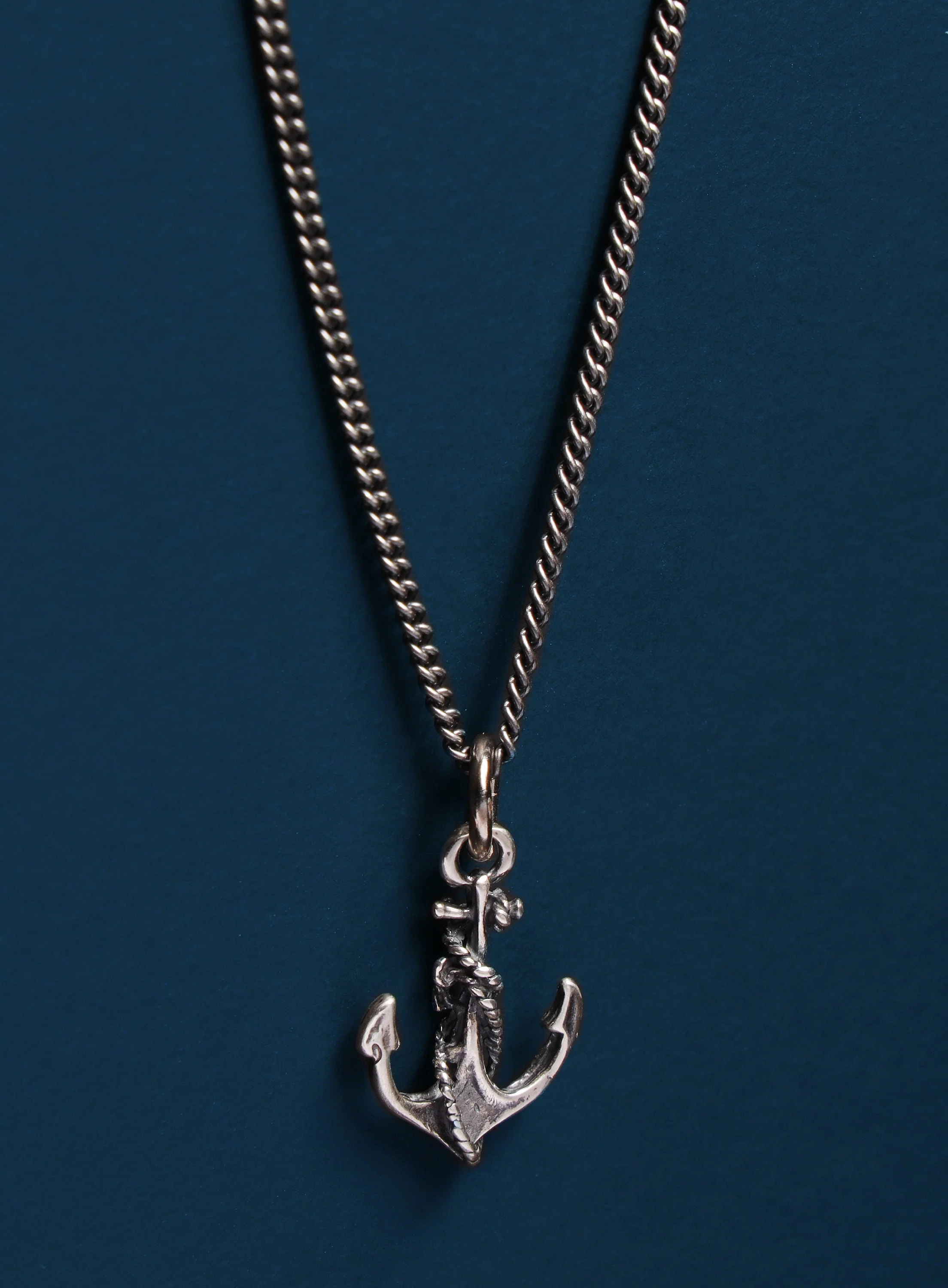 Anchor necklace in 925 oxidized sterling silver - Image 4
