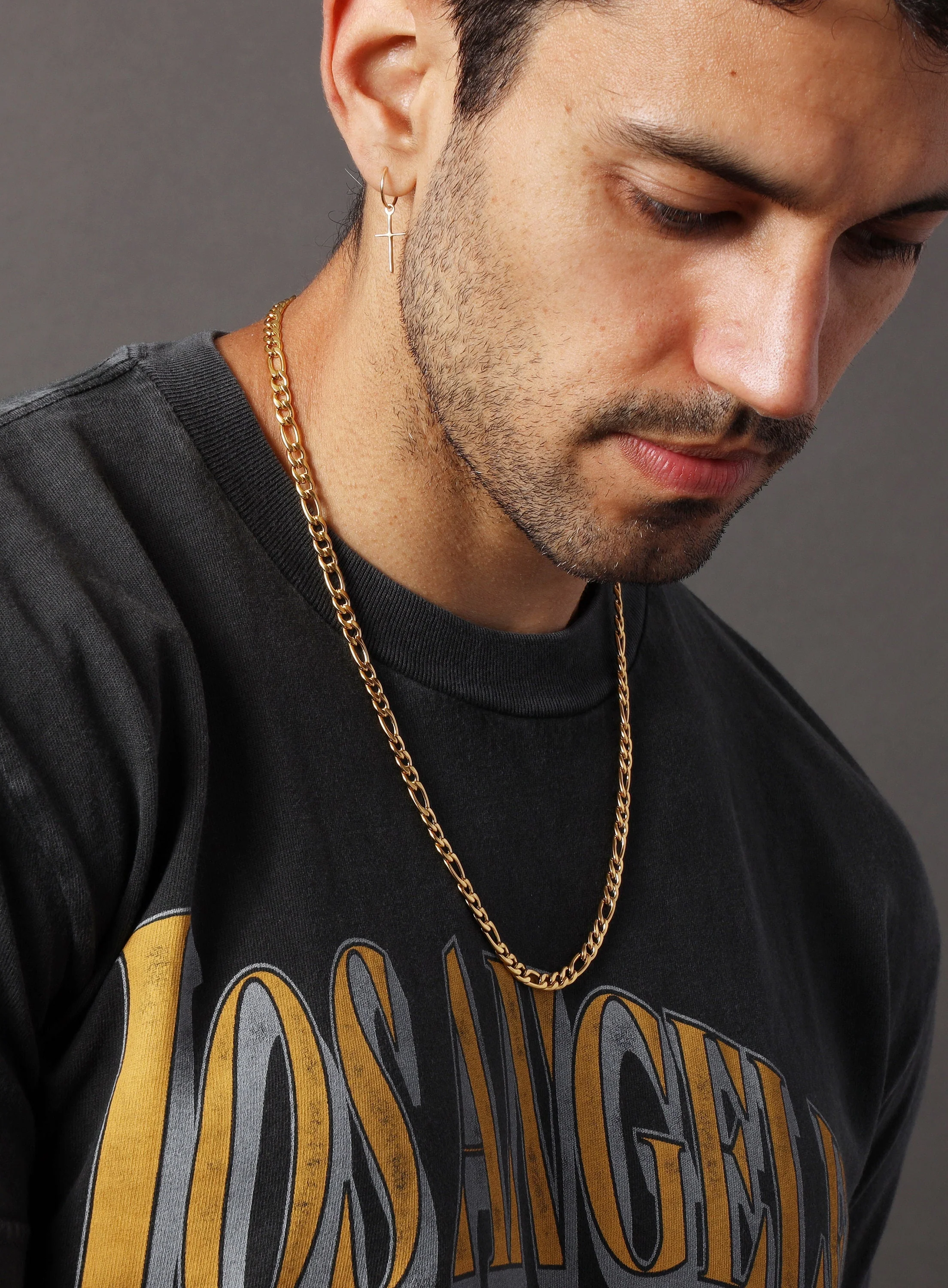 5mm wide Figaro link gold chain necklace - Image 2