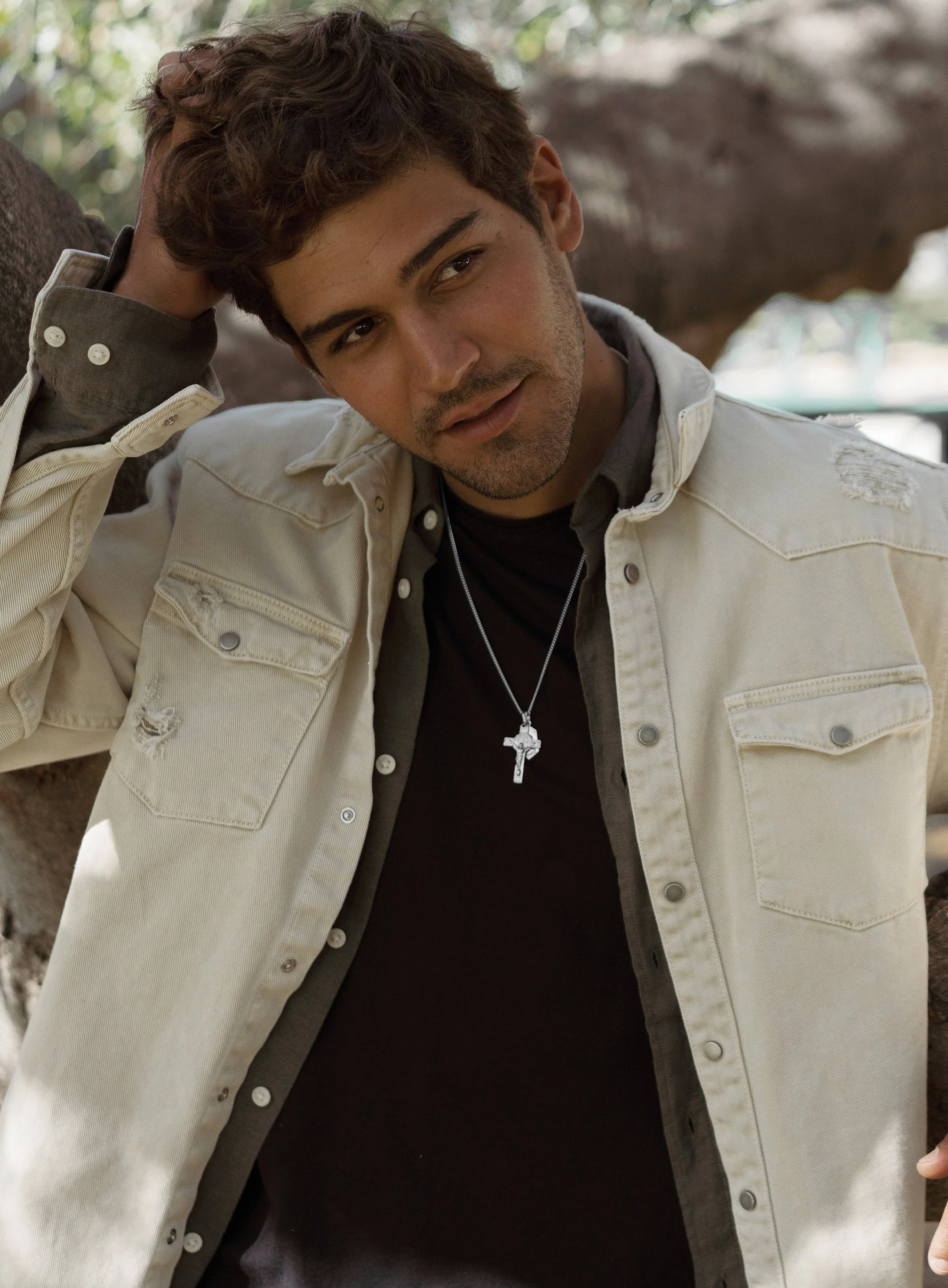 Men's silver Crucifix and Mary medal necklace - Image 10