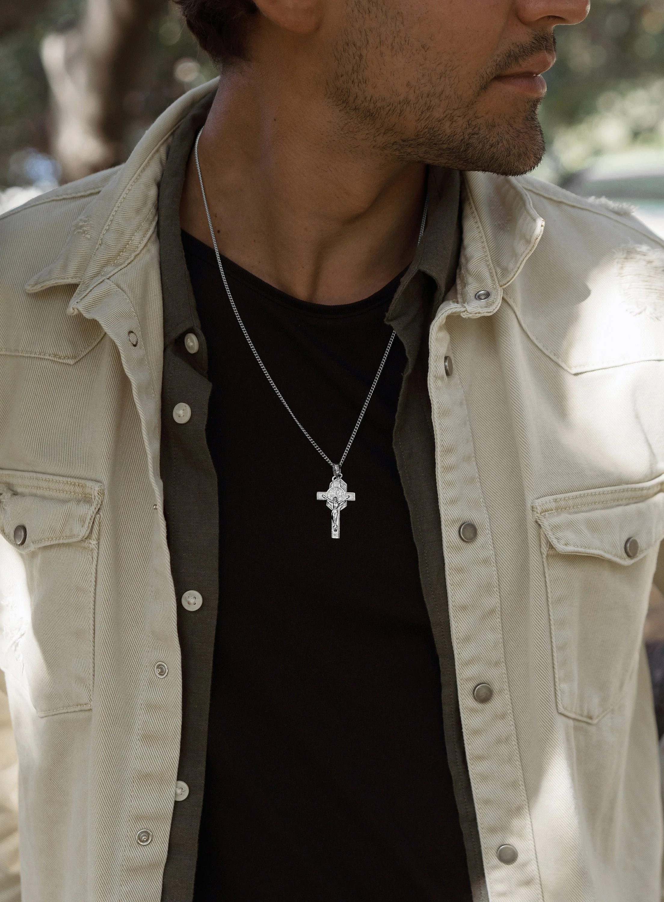 Men's silver Crucifix and Mary medal necklace - Image 8