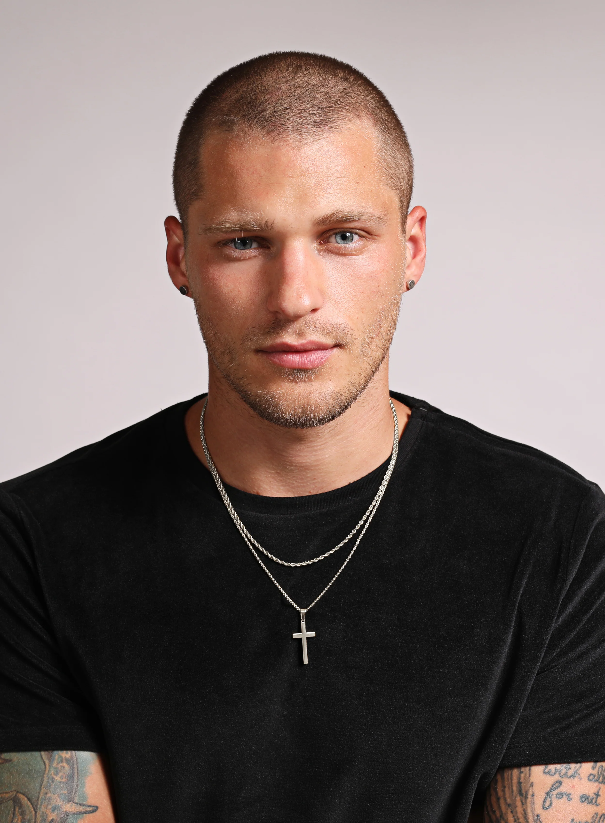 Necklace Set: Silver Rope Chain and Large Silver Cross - Image 3