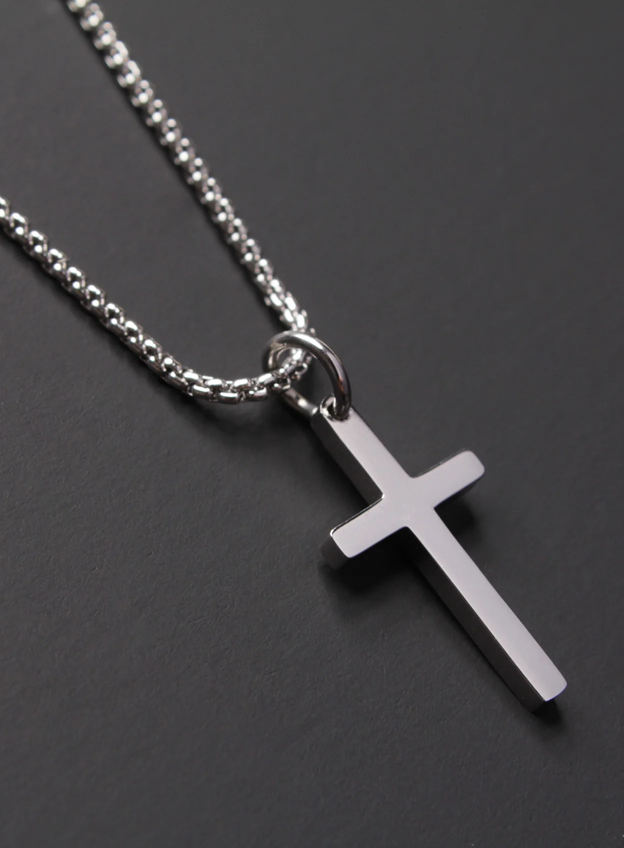 SMALL STAINLESS STEEL CROSS NECKLACE FOR MEN - Image 6