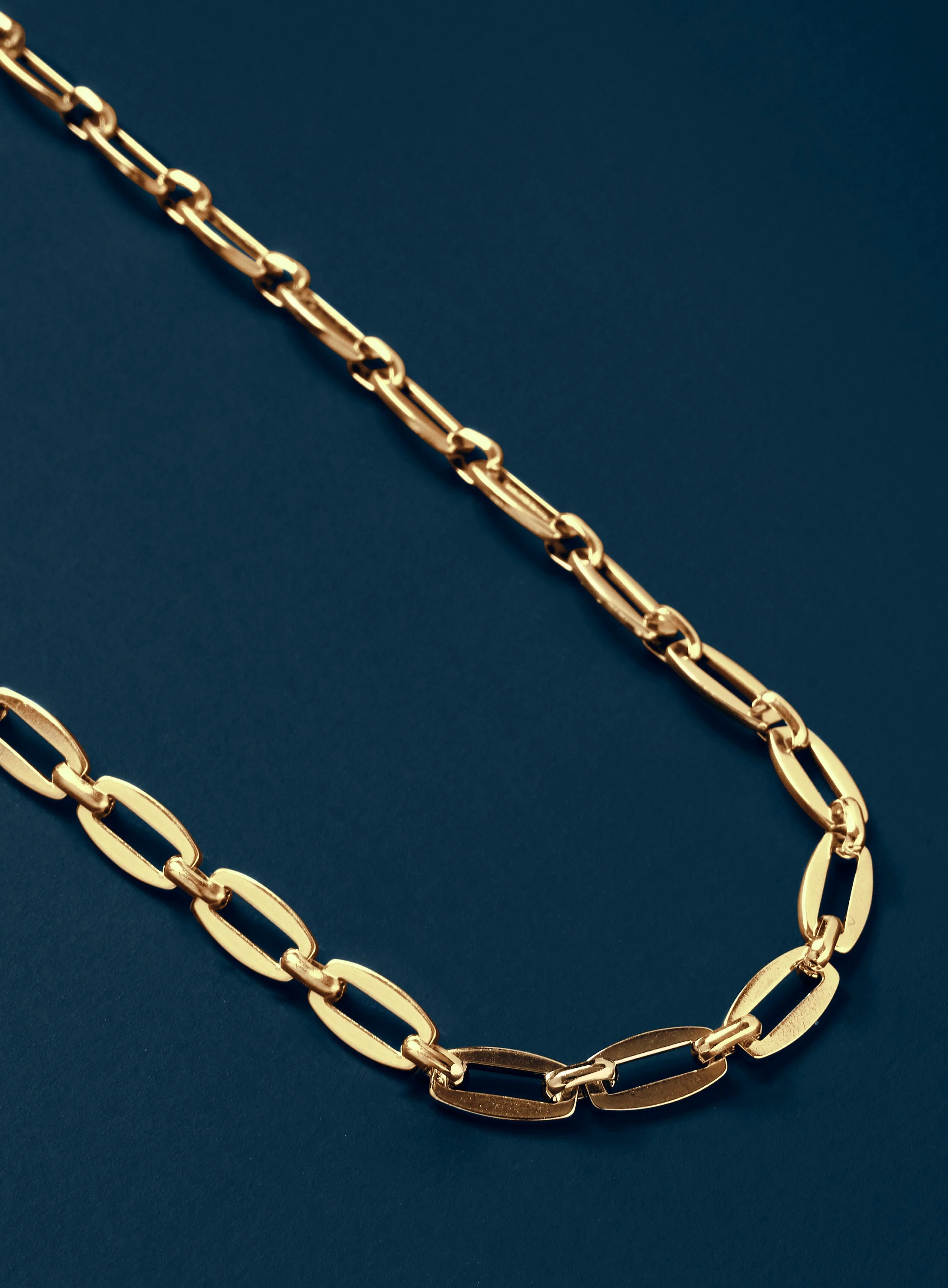 Stainless Steel Gold Plated Necklace 7mm Thick Cable Chain - Image 4