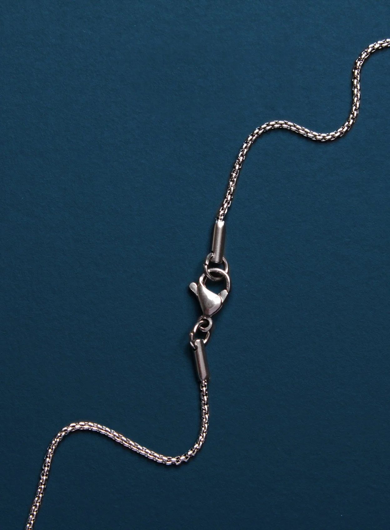 Sweatproof + Waterproof Men's Medium Cross Necklace - Image 9