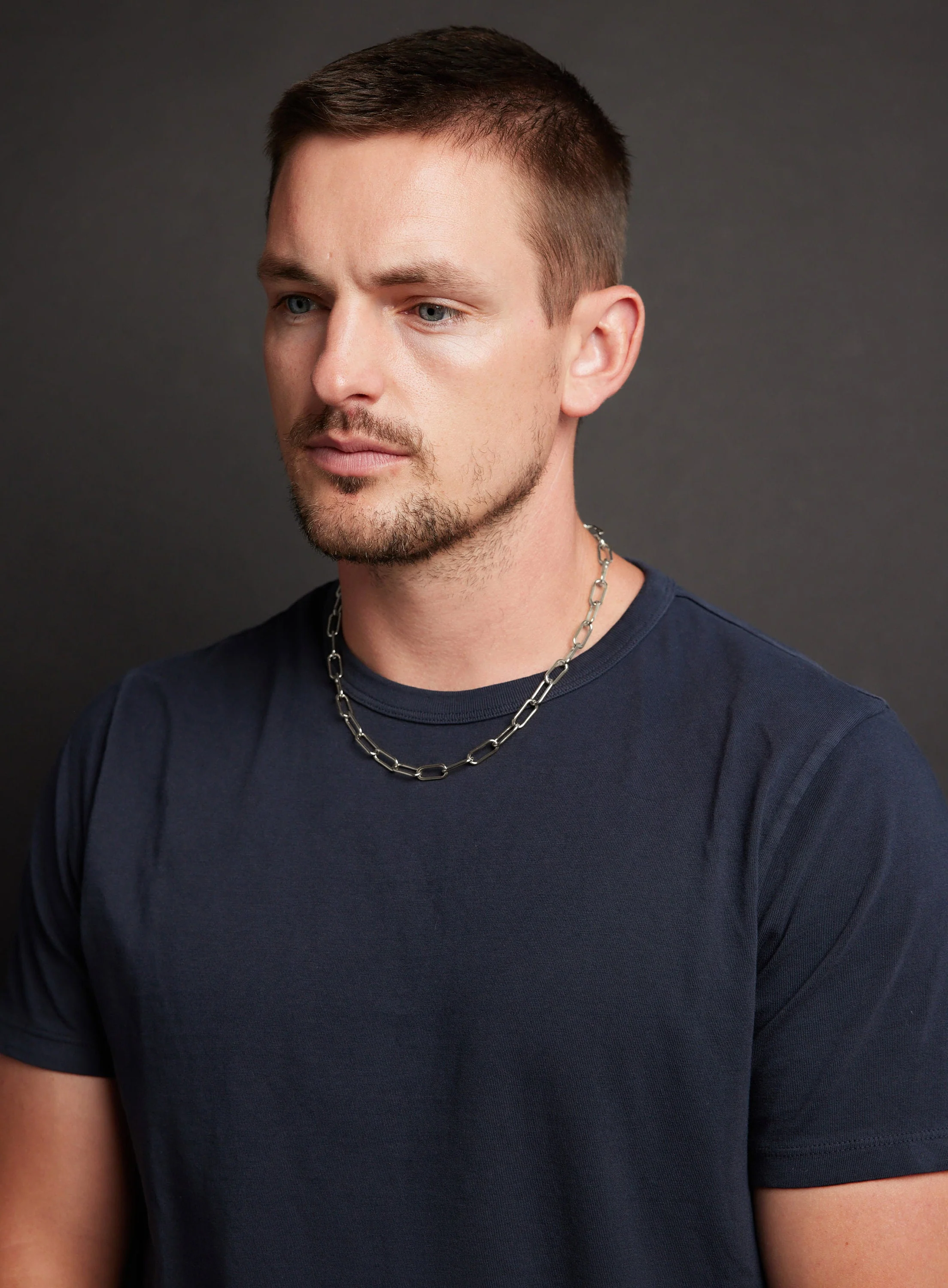 Waterproof Men's Silver Clip Style Large Cable Necklace - Image 3