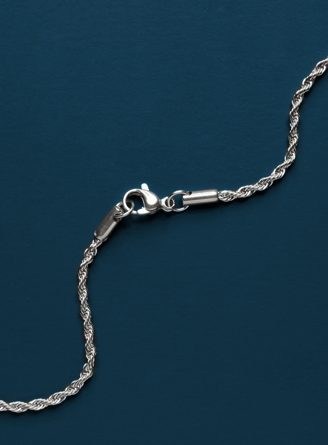 Waterproof Men's Small Silver Cross Pendant - Image 10