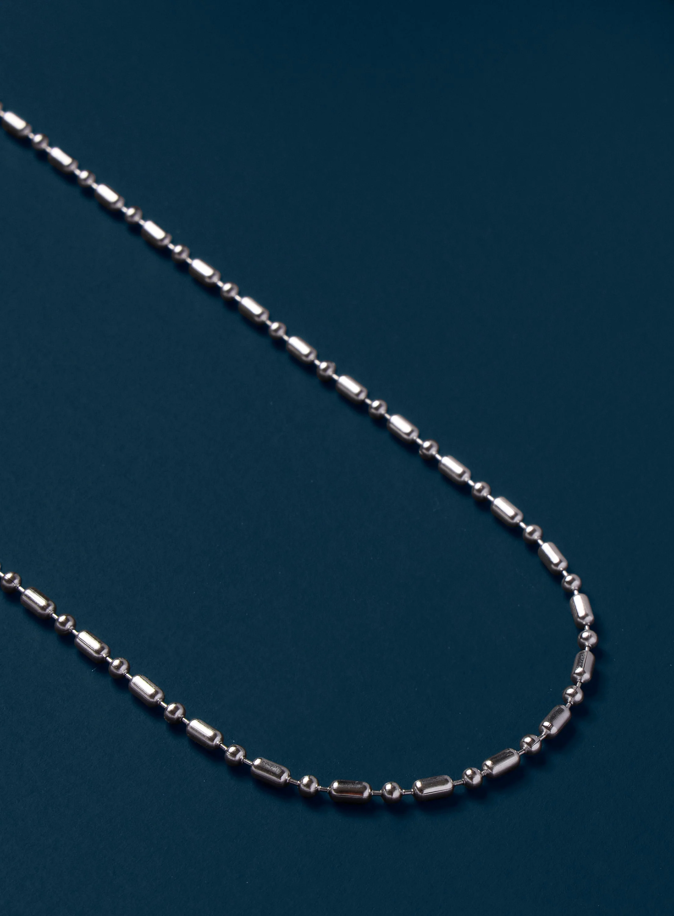 Waterproof 2.5mm 316 Stainless Steel Minimalist Chain Necklace - Image 4